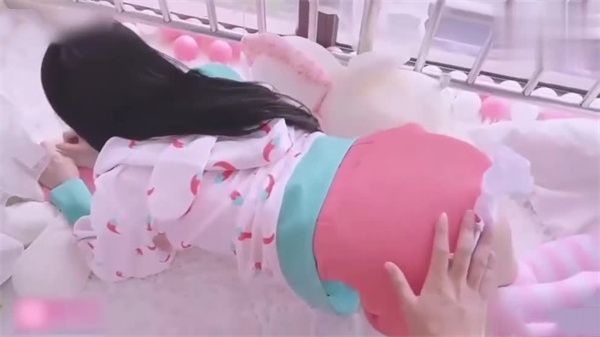 极品COS神乐七奈！骚穴榨汁狂吸猛男精华，淫荡肉体高潮不止