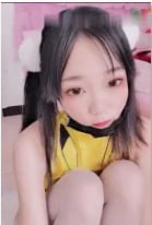 推特网红小仙云儿！皮卡丘巨乳COS自抠骚穴，淫水狂舔高潮自尝极度淫乱！